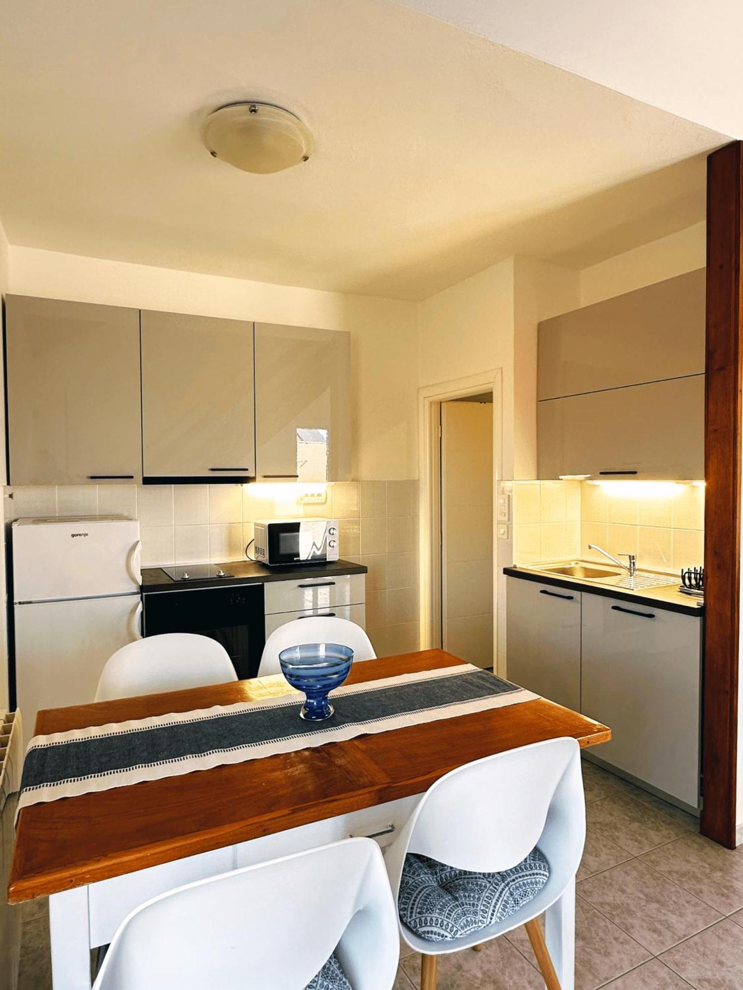 Apartments Vilma Муртер Екстериор снимка